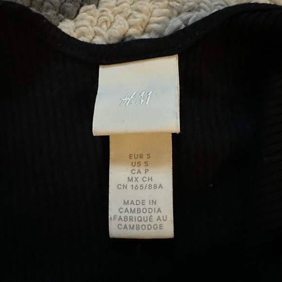H&M black, ribbed mini dress - Picture 4 of 4